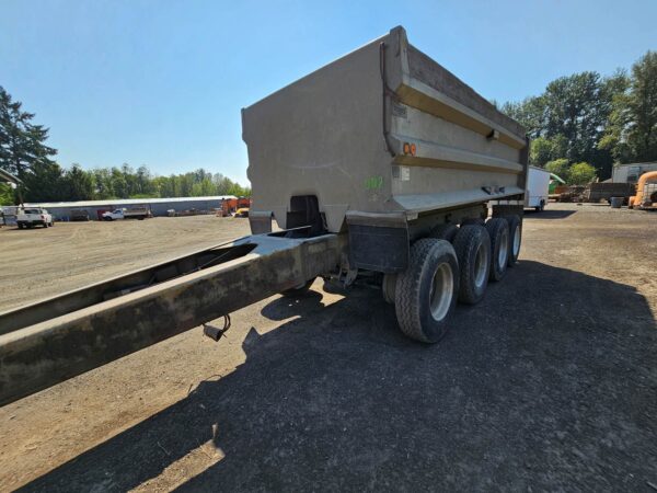 2018 Western Star 4700 Dump Truck & 4 Axle Pup Trailer - Image 7