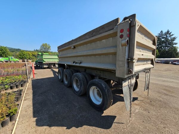 2018 Western Star 4700 Dump Truck & 4 Axle Pup Trailer - Image 9