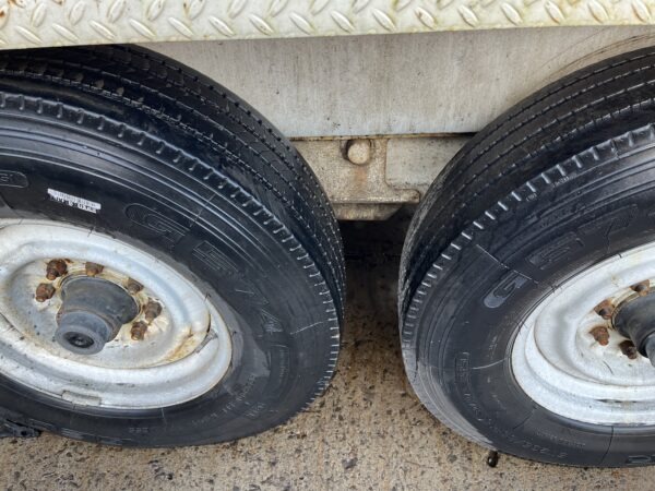 2002 Trail King Tilt Deck TKT 12U Trailer - Image 8