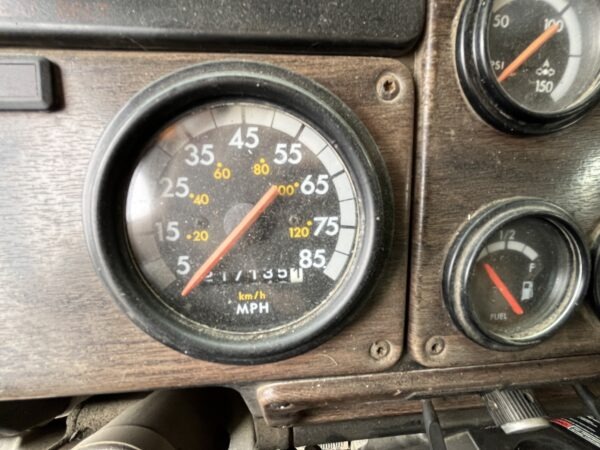 1996 Freightliner FLD112 Transfer Truck - Image 23