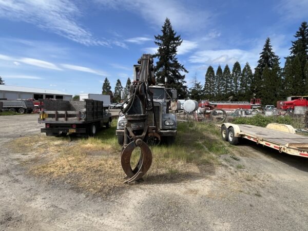 1979 Kenworth with Prentice D-610 Log Loader - Image 2