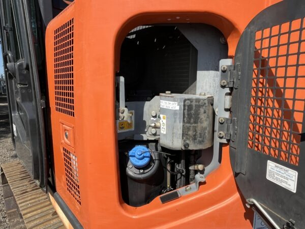 2018 Hitachi ZX135 Excavator - Image 7