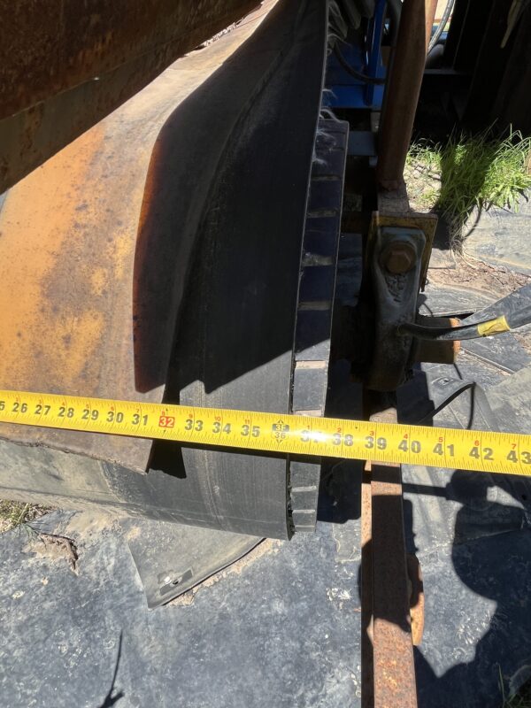17' X 11' Feed Hopper - Image 6