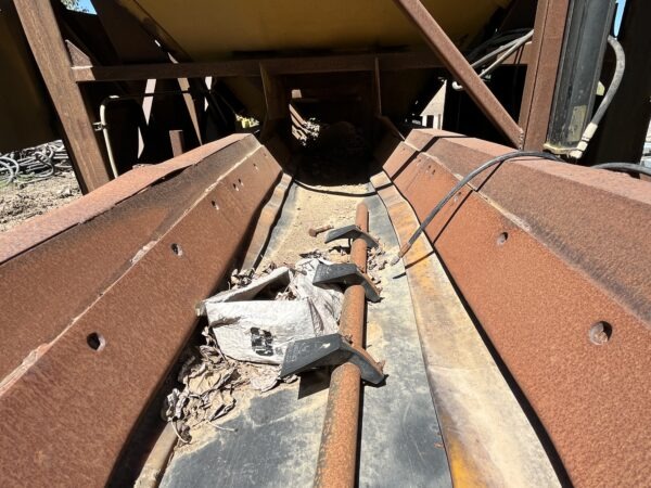 17' X 11' Feed Hopper - Image 5