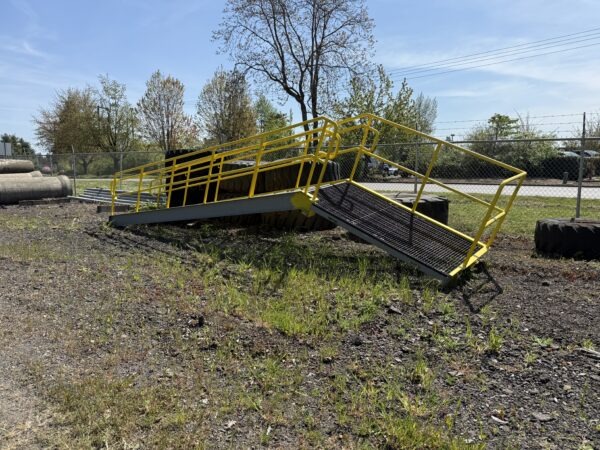Steel Staircase - Image 4