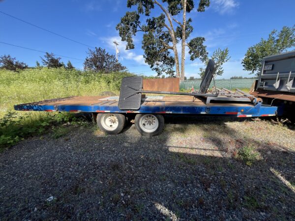 1986 Tow Master T-24 Flat Deck Trailer - Image 7