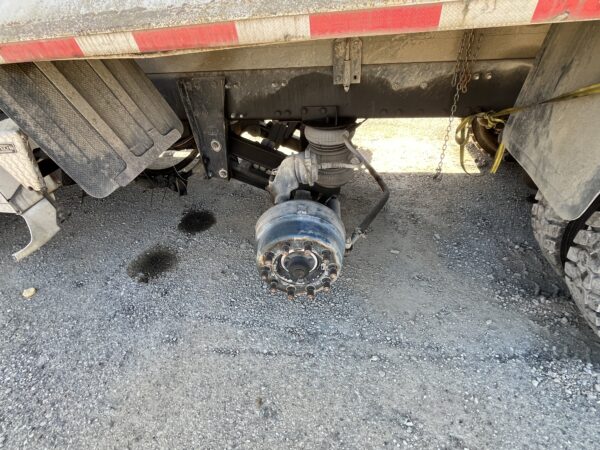 Parting Out Freightliner FLD 112 - Image 3