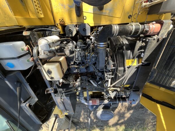 2006 Komatsu HM400-2 Haul Truck - Image 10