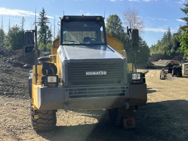 2011 Komatsu HM400-2 Haul Truck - Image 9