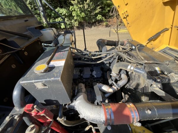 2011 Komatsu HM400-2 Haul Truck - Image 15