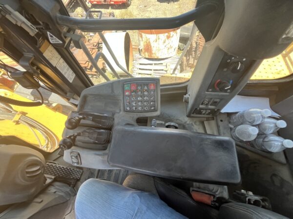 2015 John Deere 844K - Image 22