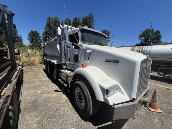 2001 Kenworth T800 Transfer - Image 5