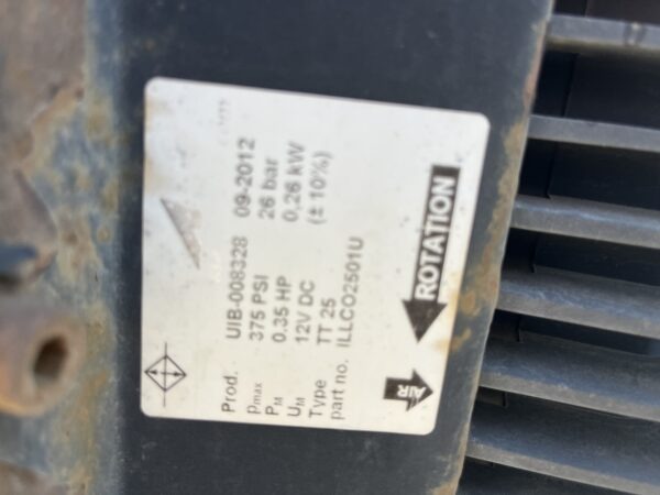2010 Peterbilt 386 4 Axle Day Cab Truck - Image 18