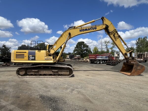 2014 Komatsu PC350LC-10 Excavator - Image 7