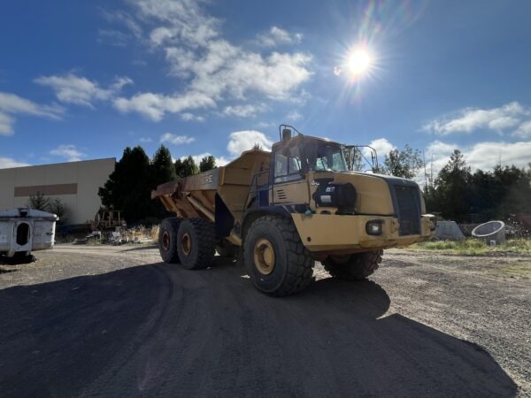 2007 John Deere 400D Haul Truck - Image 8