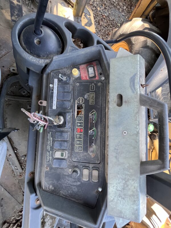 2002 John Deere 310G 4X4 Backhoe - Image 6