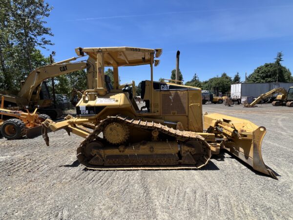 2005 Caterpillar D5N BullDozer - Image 6