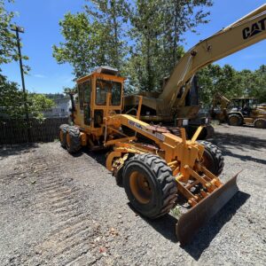 2004 LeeBoy 685B Motor Grader