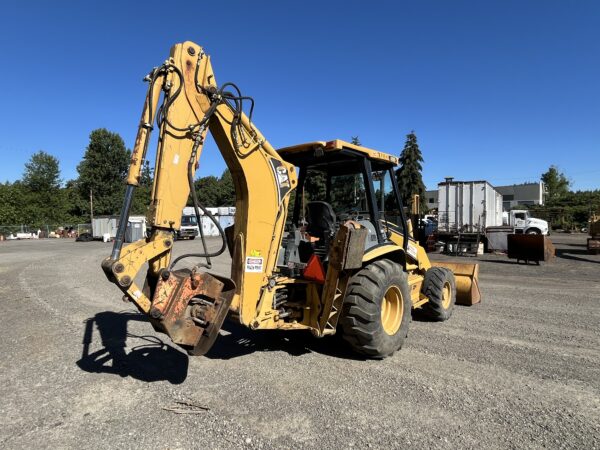2005 Caterpillar 420D Backhoe 4X4 - Image 6