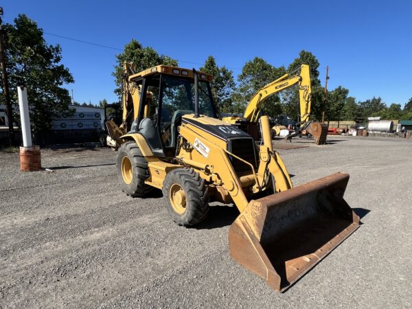 2005 Caterpillar 420D Backhoe 4X4 - Image 9