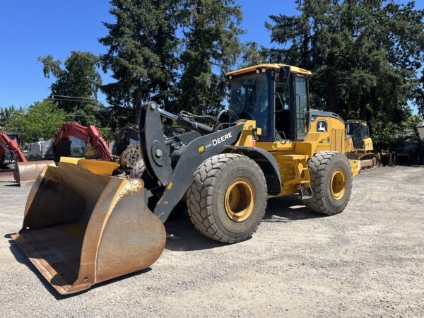 2020 John Deere 644L wheel Loader