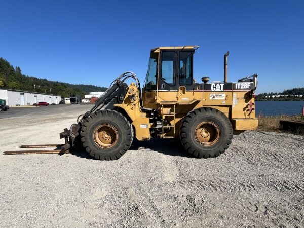 1996 Caterpillar IT28F wheel Loader