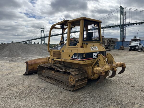 2005 Caterpillar D4G LGP Dozer - Image 5