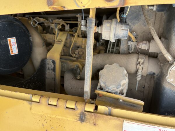 2005 Caterpillar D4G LGP Dozer - Image 6