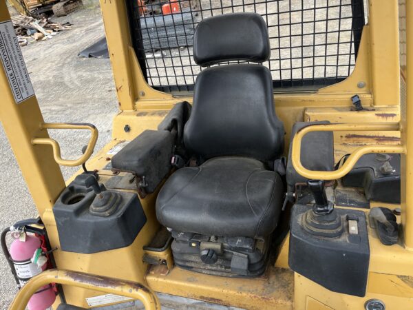2005 Caterpillar D4G LGP Dozer - Image 14