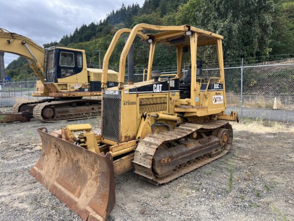 2001 Caterpillar D3C III Dozer