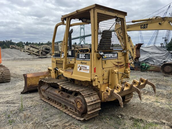 2001 Caterpillar D3C III Dozer - Image 5
