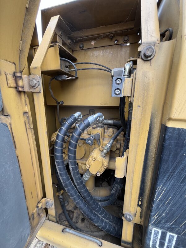 Caterpillar 311C Excavator - Image 9