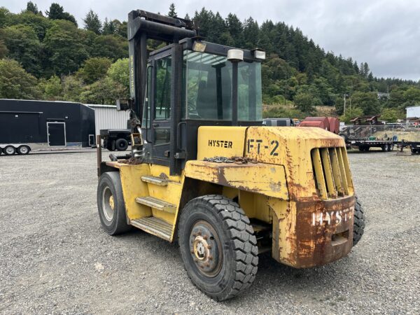 1990 Hyster H190 Pneumatic Tire Forklift - Image 2