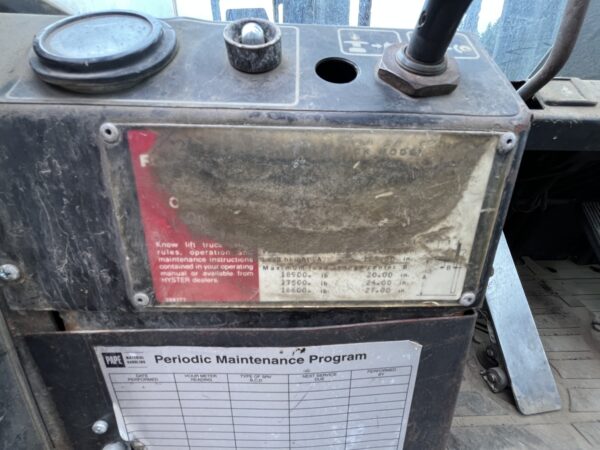 1990 Hyster H190 Pneumatic Tire Forklift - Image 8