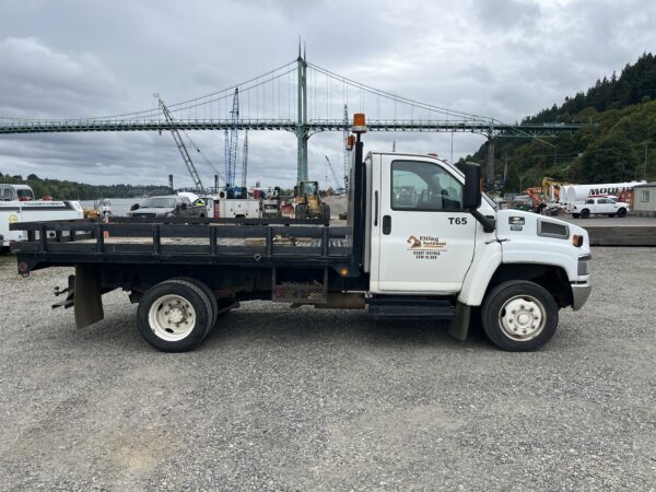 2007 Kodiak 4500 Flatbed Truck - Image 6