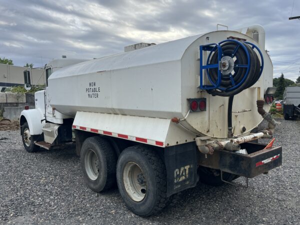 1984 Kenworth W900 Water Truck - Image 5