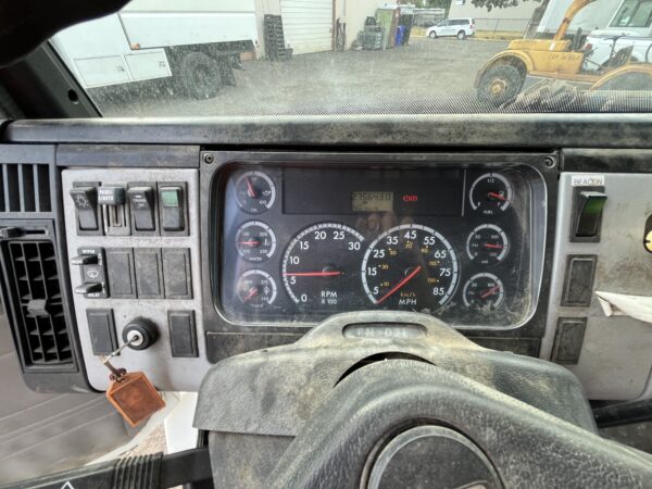 2003 Freightliner FL60 Attenuator Crash Truck - Image 18