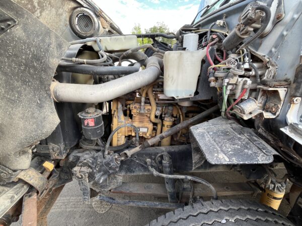 1995 Ford LTA9000 Water Truck - Image 24