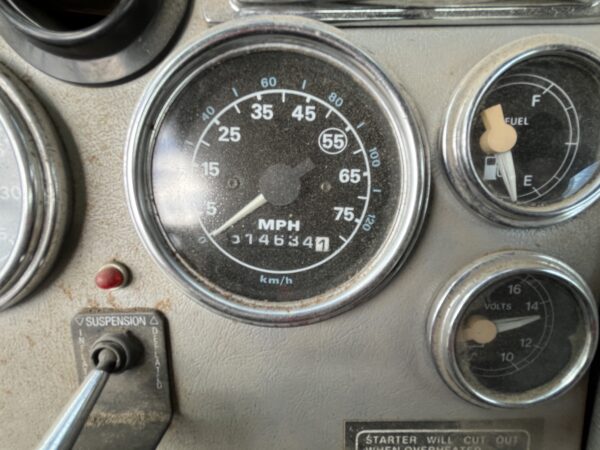 1995 Ford LTA9000 Water Truck - Image 10