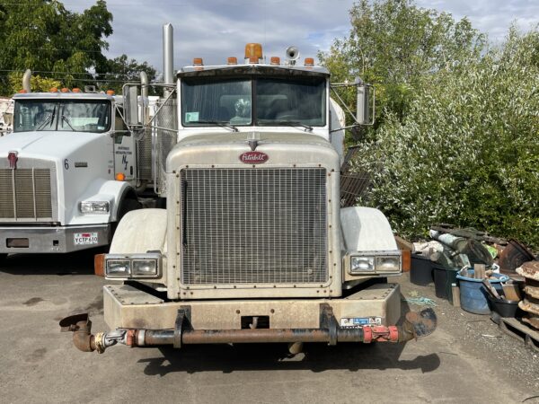 1993 Peterbilt 378 Water Truck - Image 2