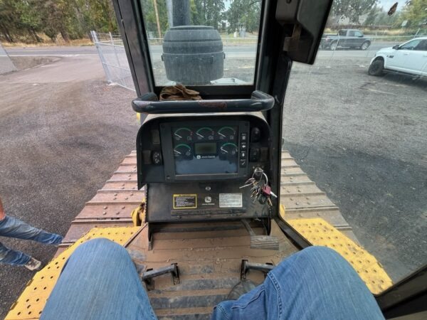 2007 John Deere 750J LT Dozer - Image 11