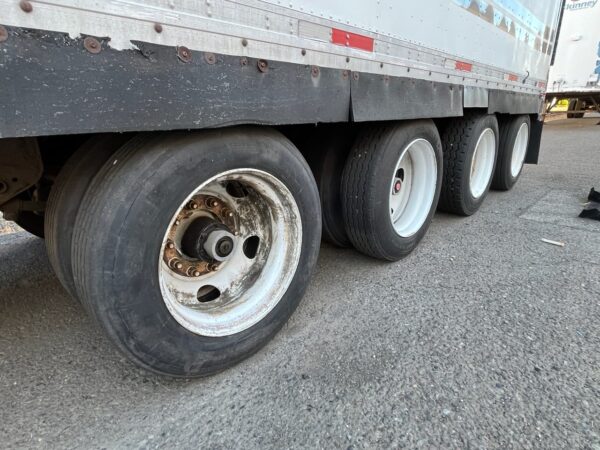1995 Alloy 53' x 102” Dry Van Trailer - Image 8