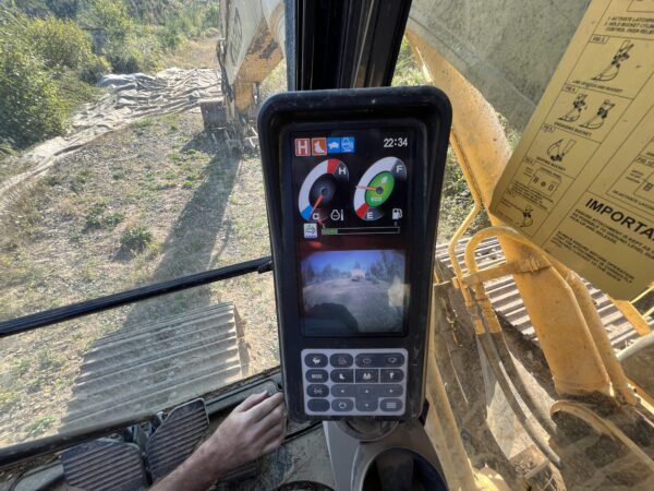 2014 Kobelco SK210-9 Excavator - Image 22