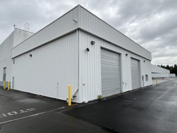 Shop and Office Space For Lease - Image 3