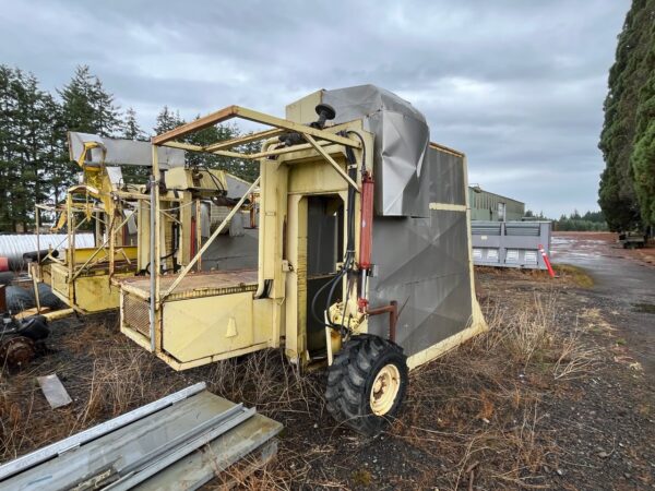 Littau Blueberry Harvester [Three Available] - Image 11