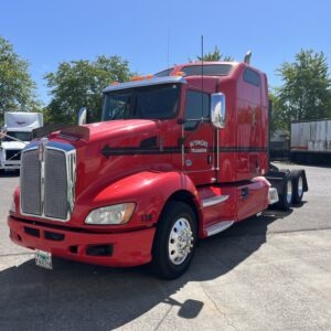 2015 Kenworth T660 Sleeper Semi Truck