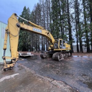 1999 John Deere 450LC Excavator