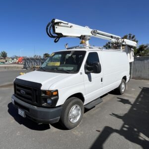 2009 Ford E-350 Boom / Bucket Van